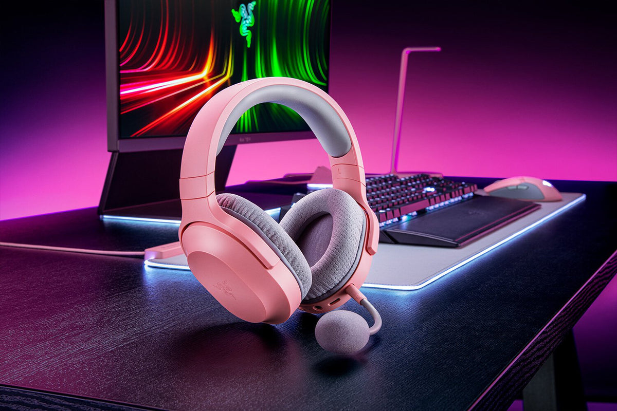 Razer Barracuda X - USB Type-C Wired &amp; Bluetooth Wireless Gaming Headset in Pink
