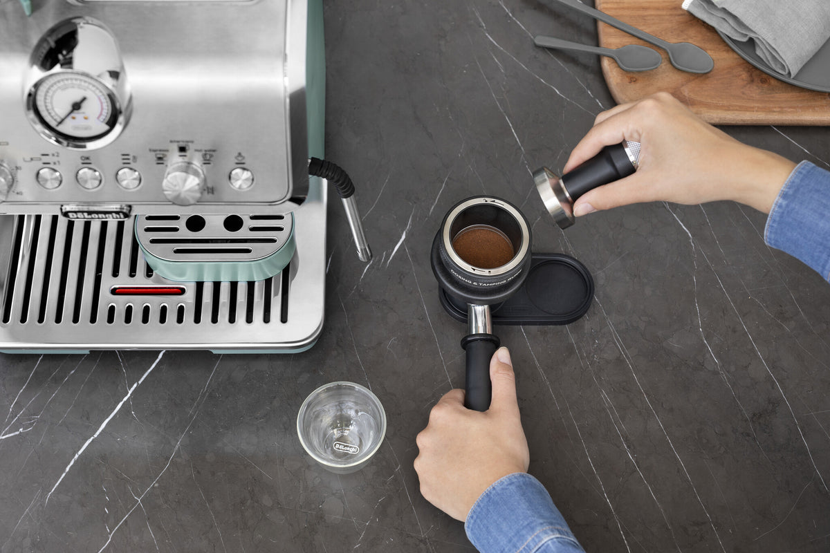 De’Longhi La Specialista Arte Compact - Manual Bean to Cup Coffee Machine in Green